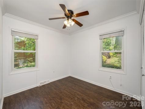 40 Fieldcrest Road Arden NC 28704
