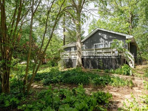 40 Fieldcrest Road Arden NC 28704
