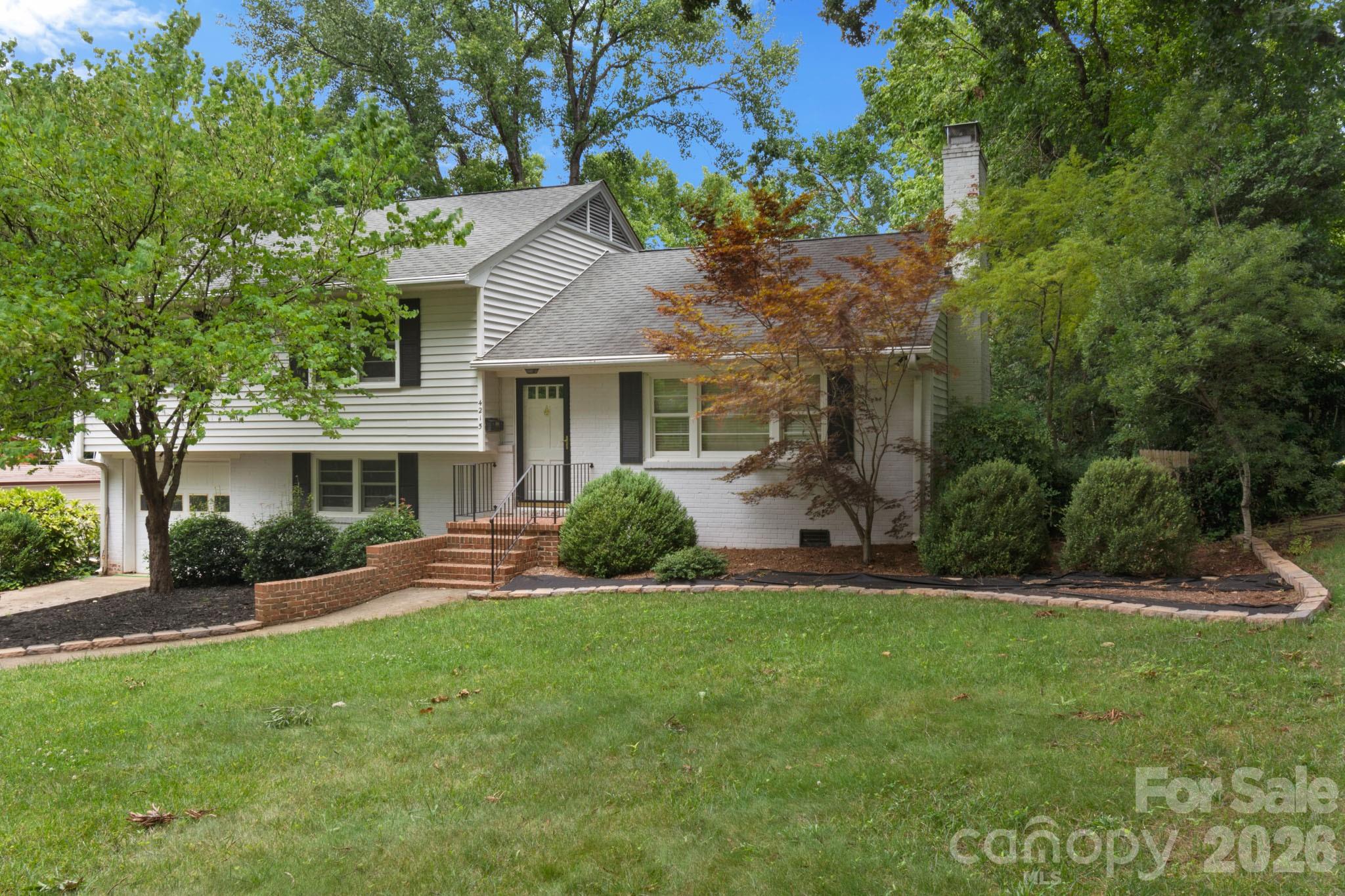 4215 Chelmsford Road Charlotte NC 28211