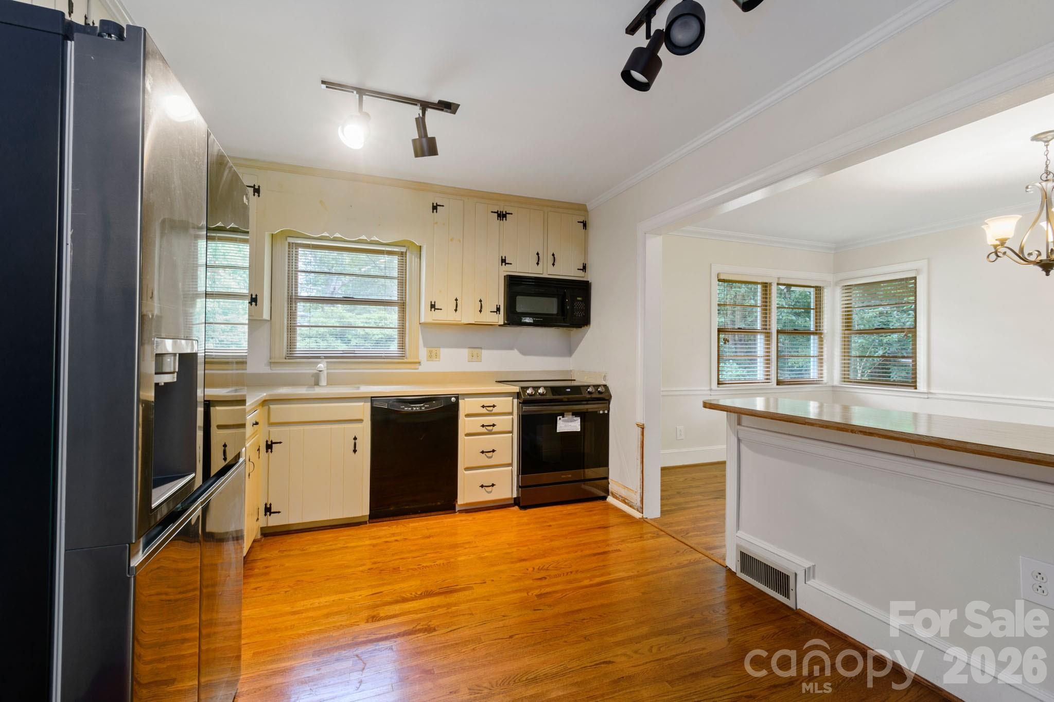 4215 Chelmsford Road Charlotte NC 28211