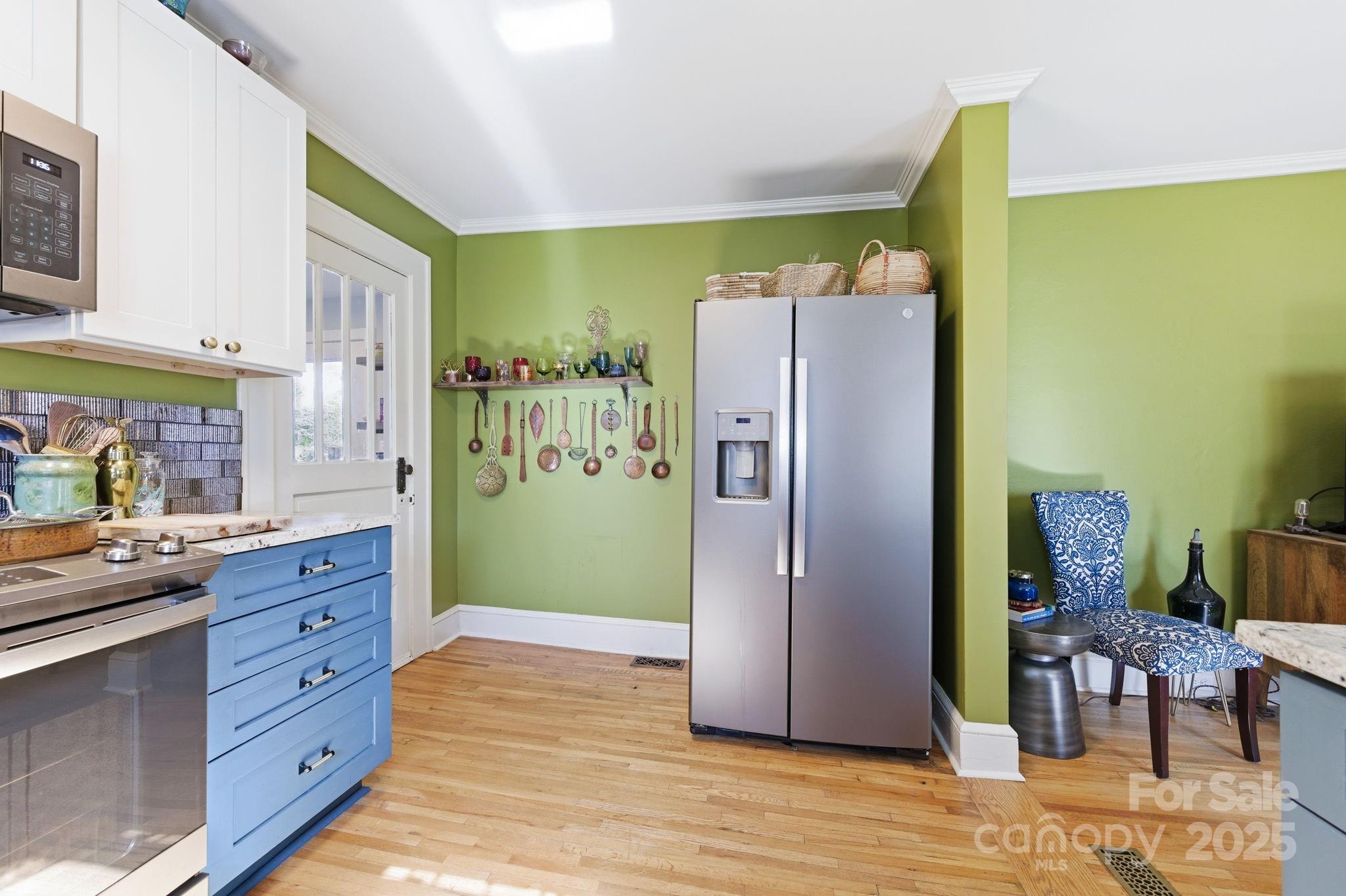 32 Florida Place Asheville NC 28806