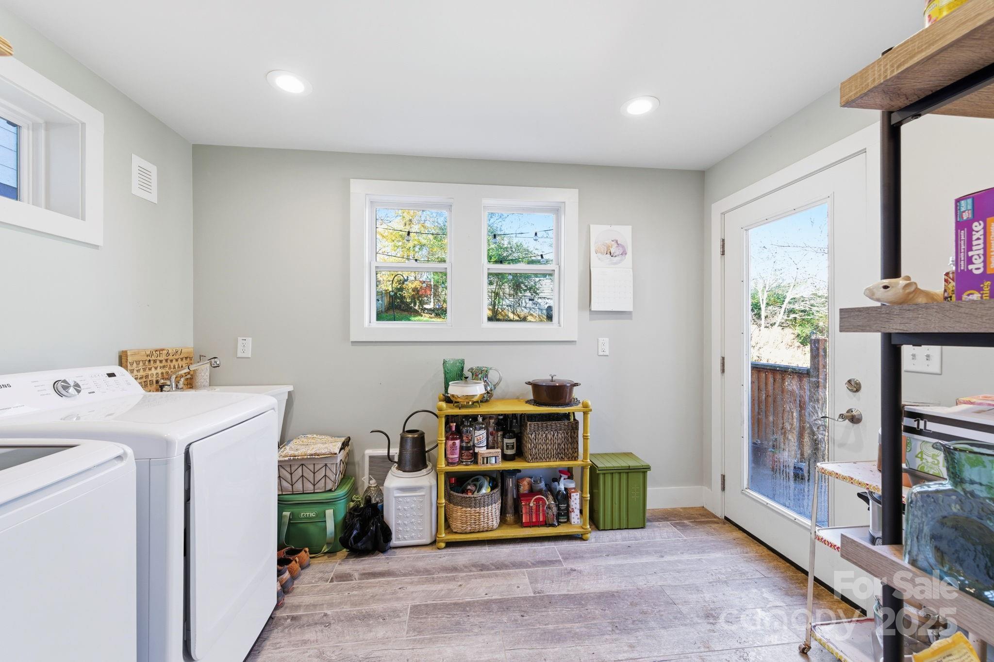 32 Florida Place Asheville NC 28806