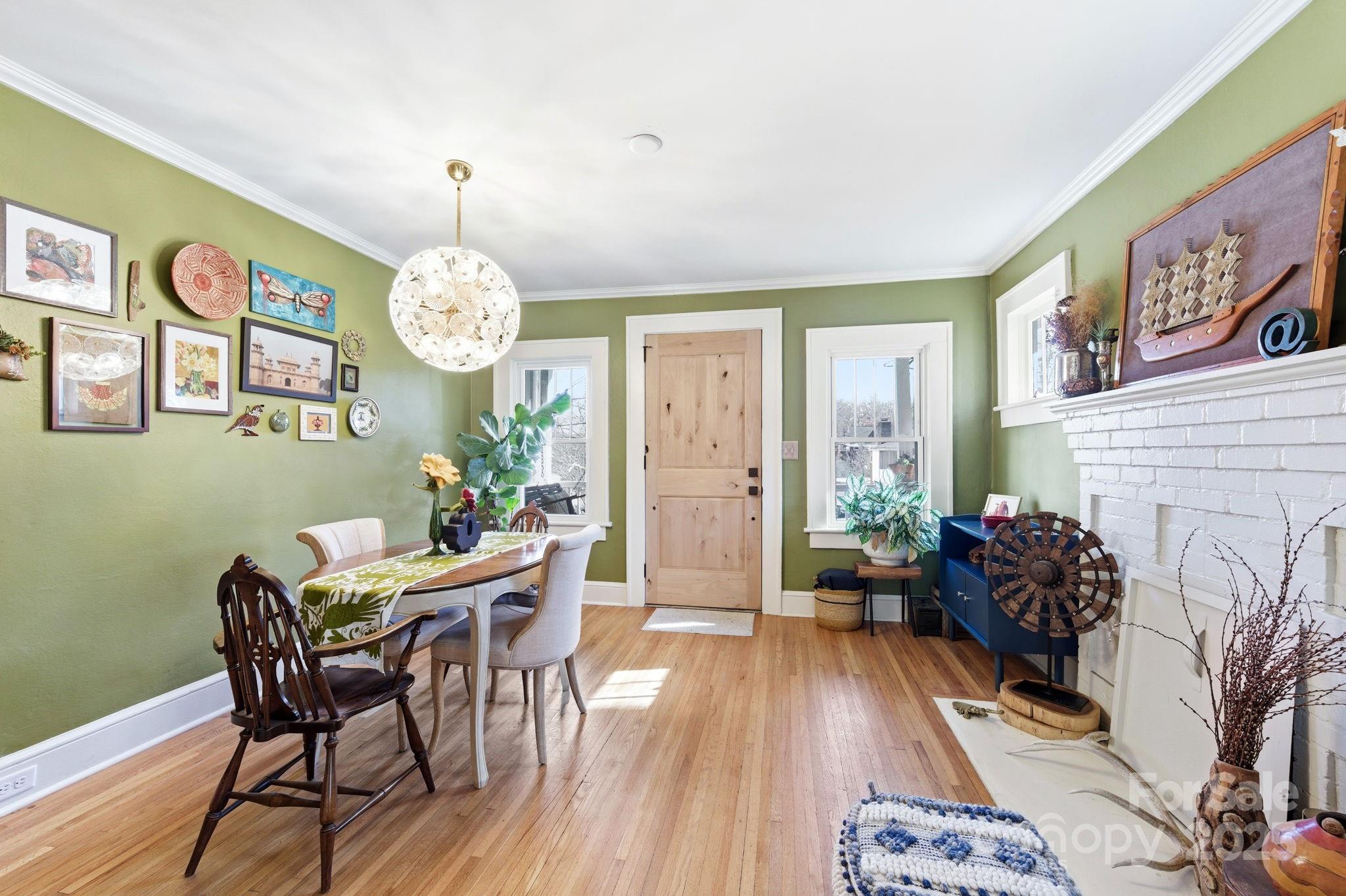 32 Florida Place Asheville NC 28806