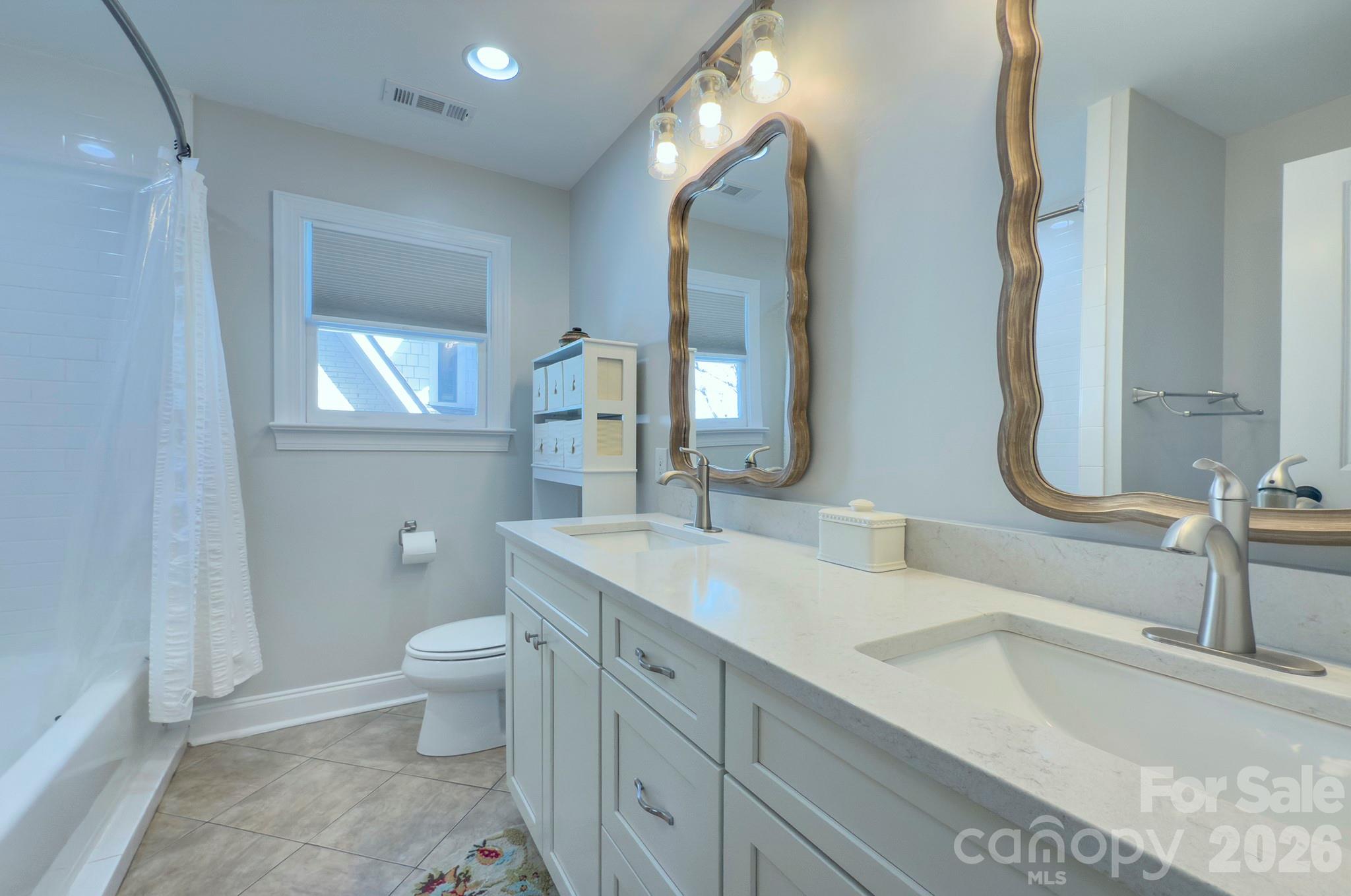 1825 Lombardy Circle Charlotte NC 28203