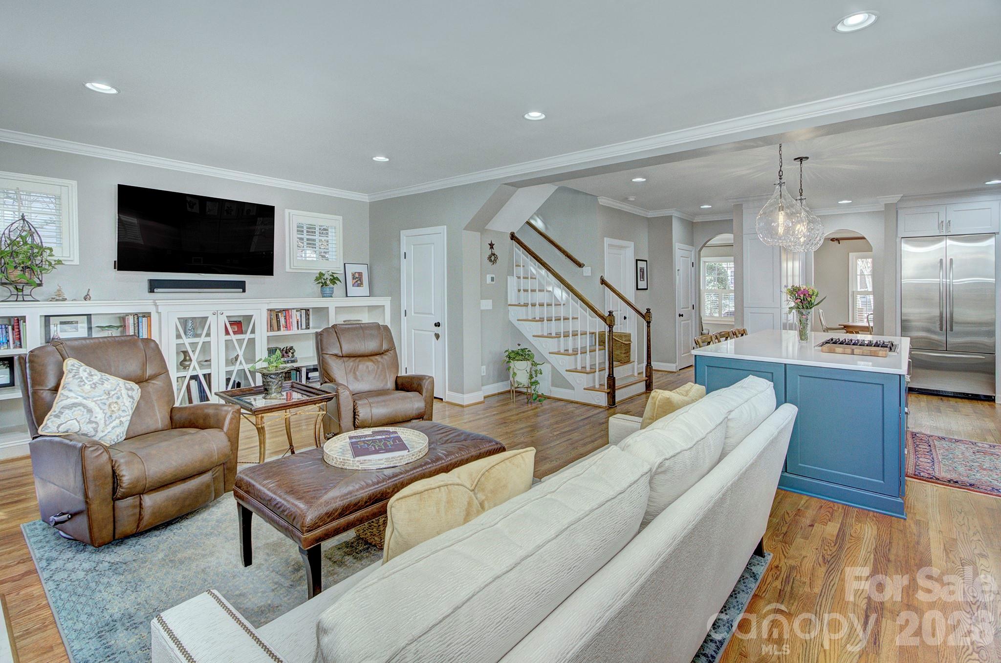 1825 Lombardy Circle Charlotte NC 28203