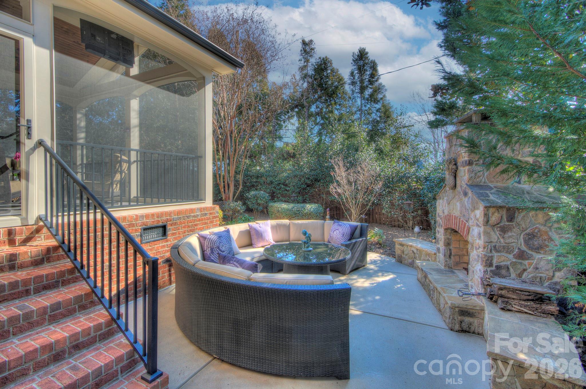 1825 Lombardy Circle Charlotte NC 28203