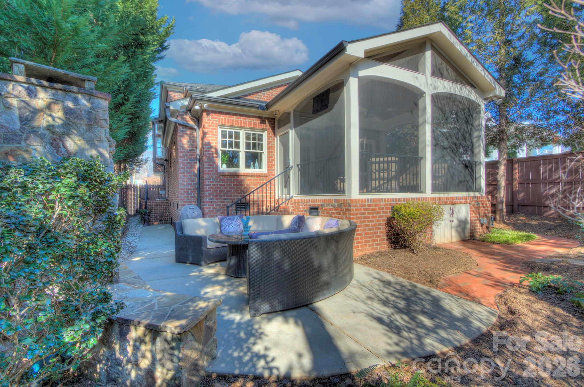 1825 Lombardy Circle Charlotte NC 28203