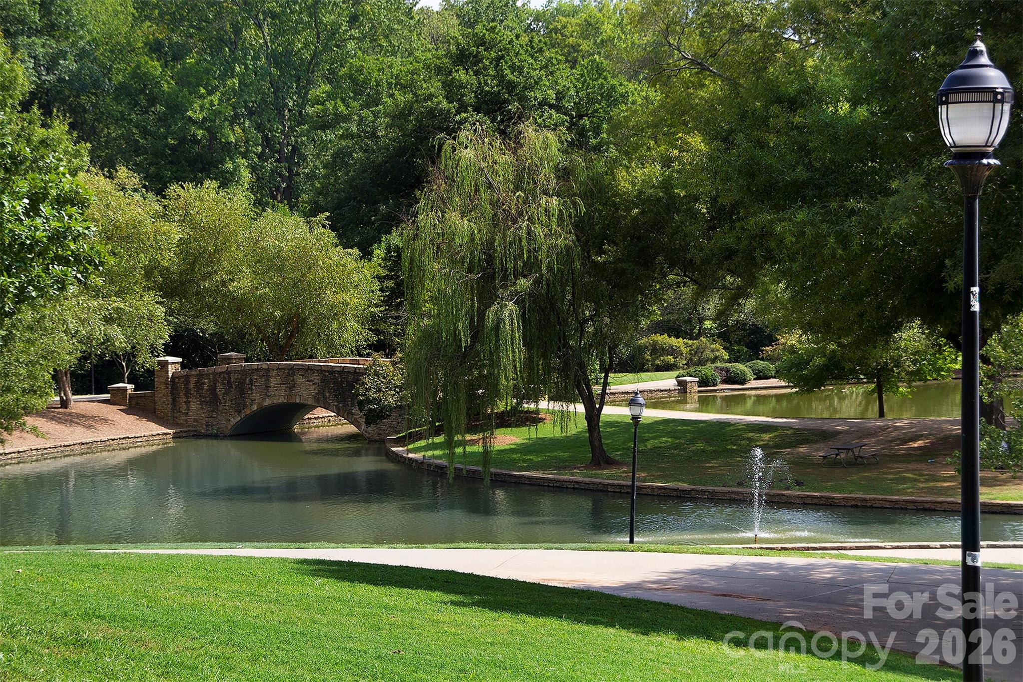 1825 Lombardy Circle Charlotte NC 28203