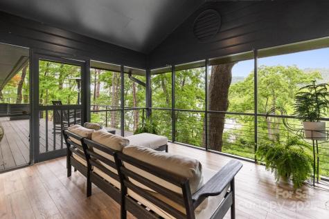 181 Lakeshore Drive Asheville NC 28804