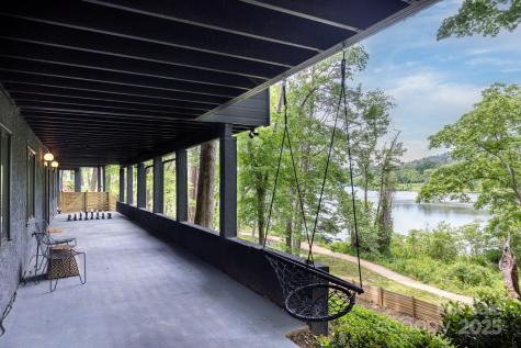 181 Lakeshore Drive Asheville NC 28804