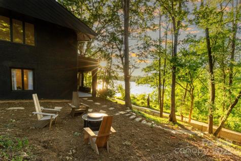 181 Lakeshore Drive Asheville NC 28804