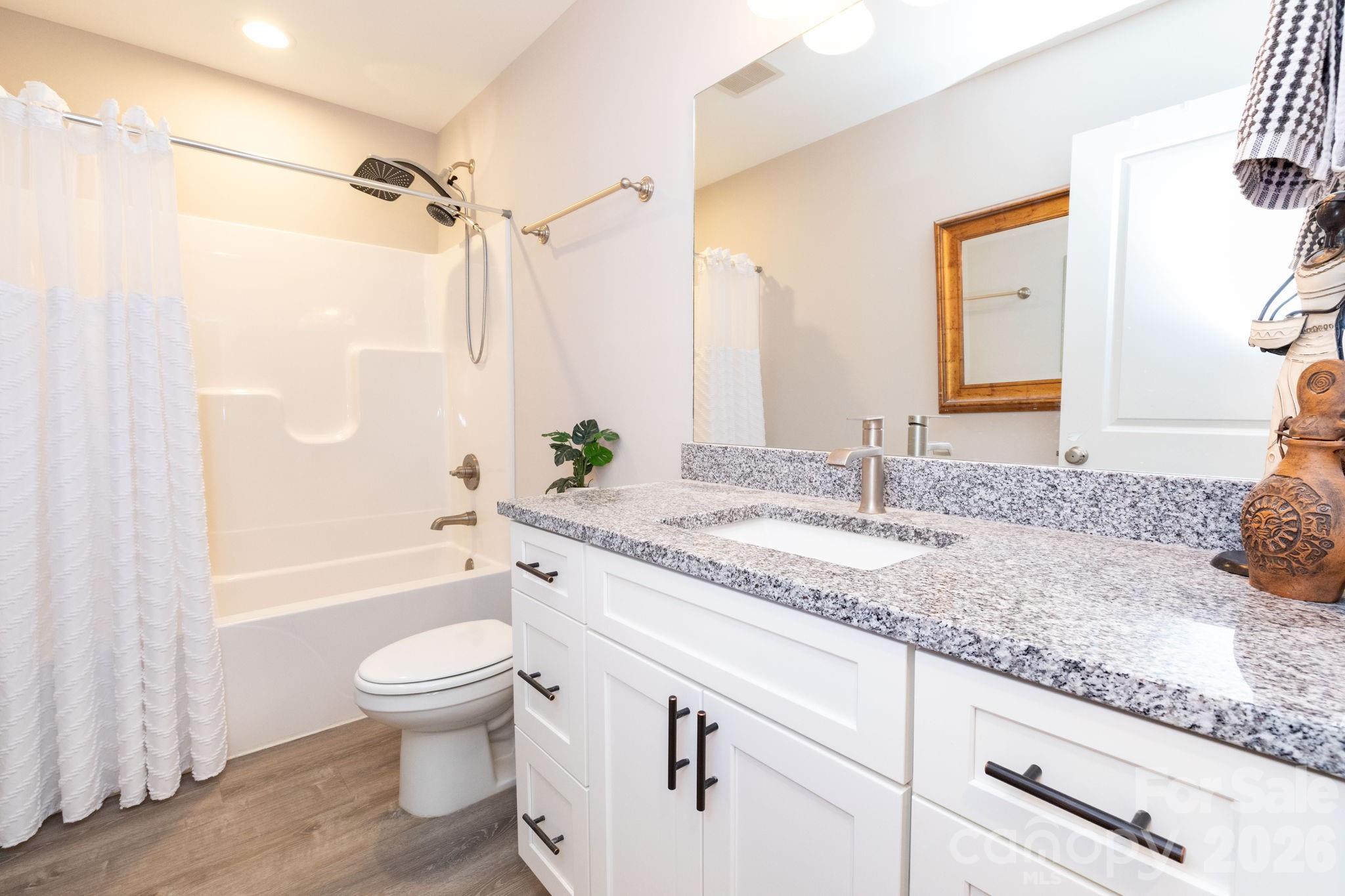 30 Edmond Woods Place Fairview NC 28730