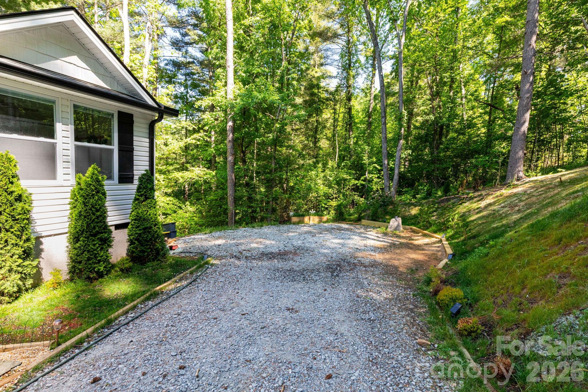 30 Edmond Woods Place Fairview NC 28730