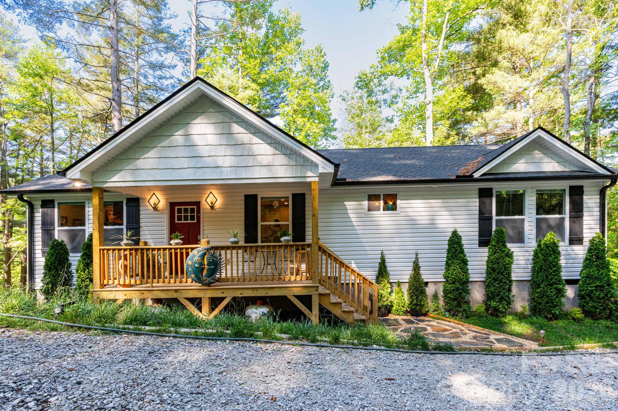 30 Edmond Woods Place Fairview NC 28730
