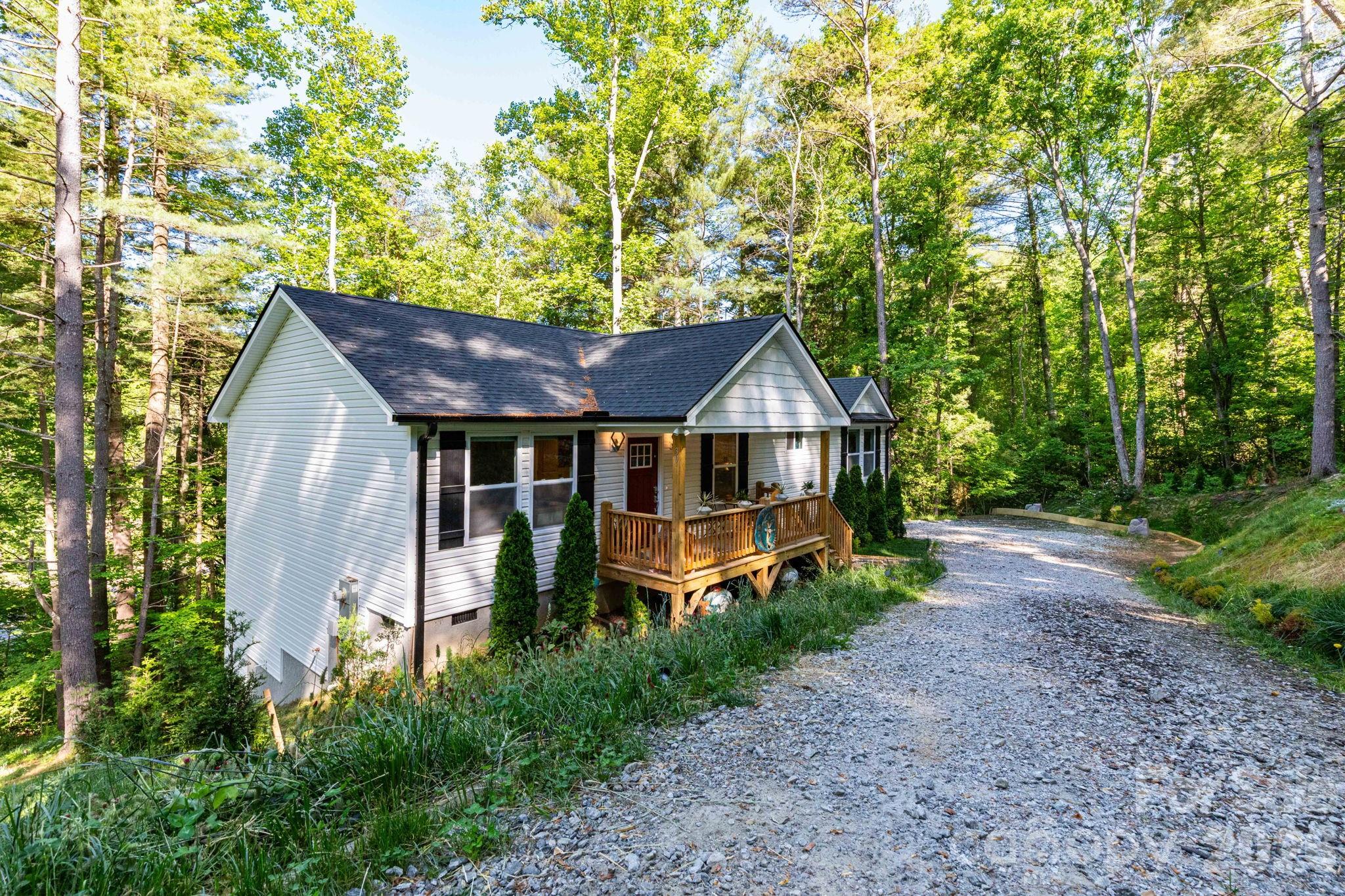 30 Edmond Woods Place Fairview NC 28730