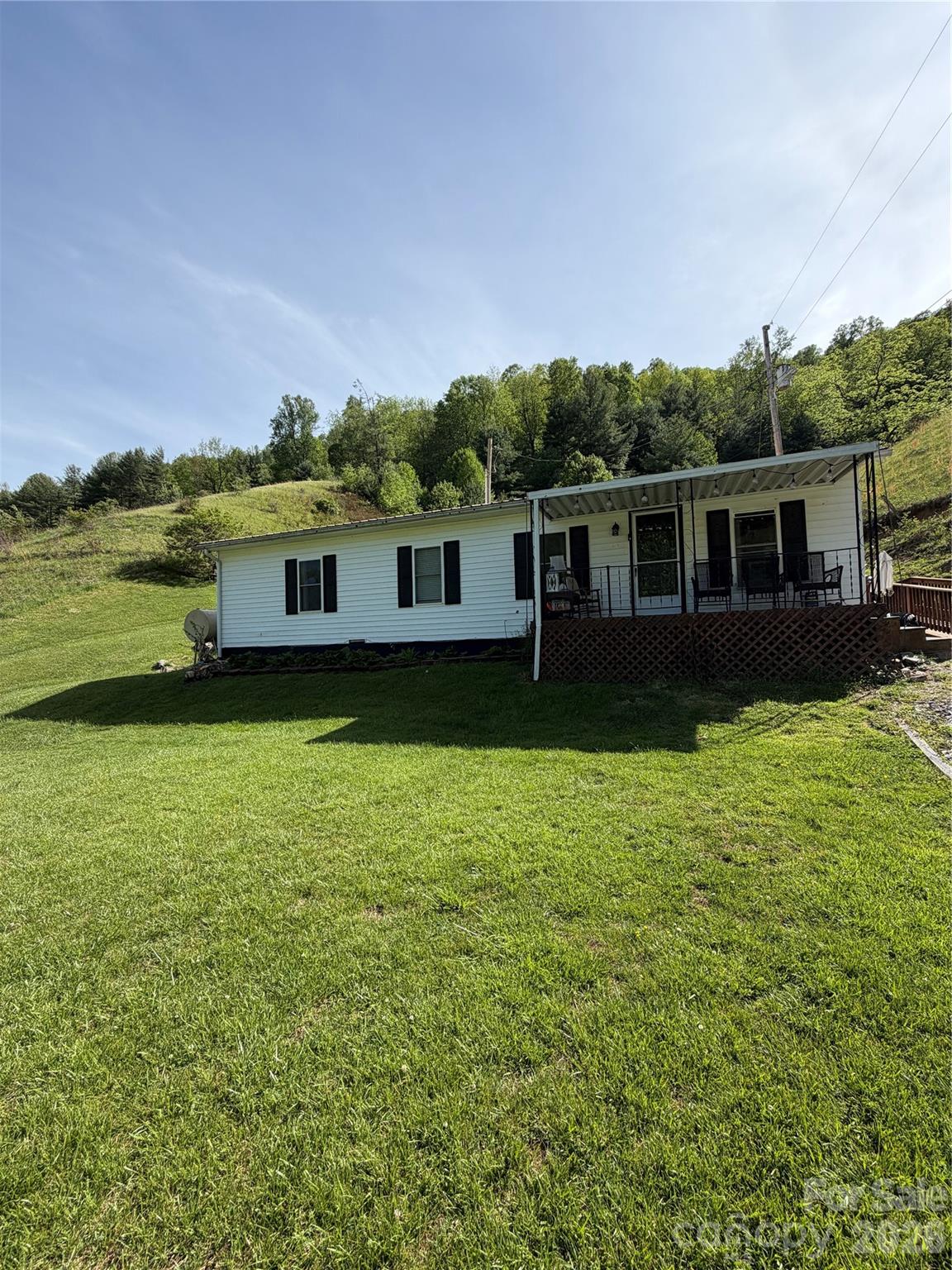 1663 Bailey Branch Road Burnsville NC 28714