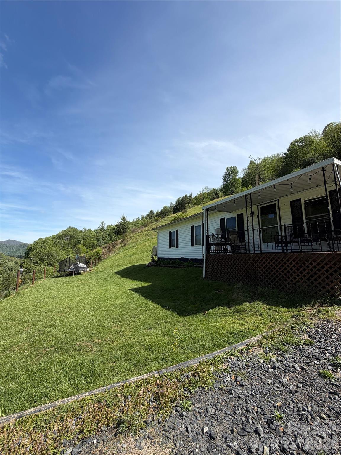 1663 Bailey Branch Road Burnsville NC 28714