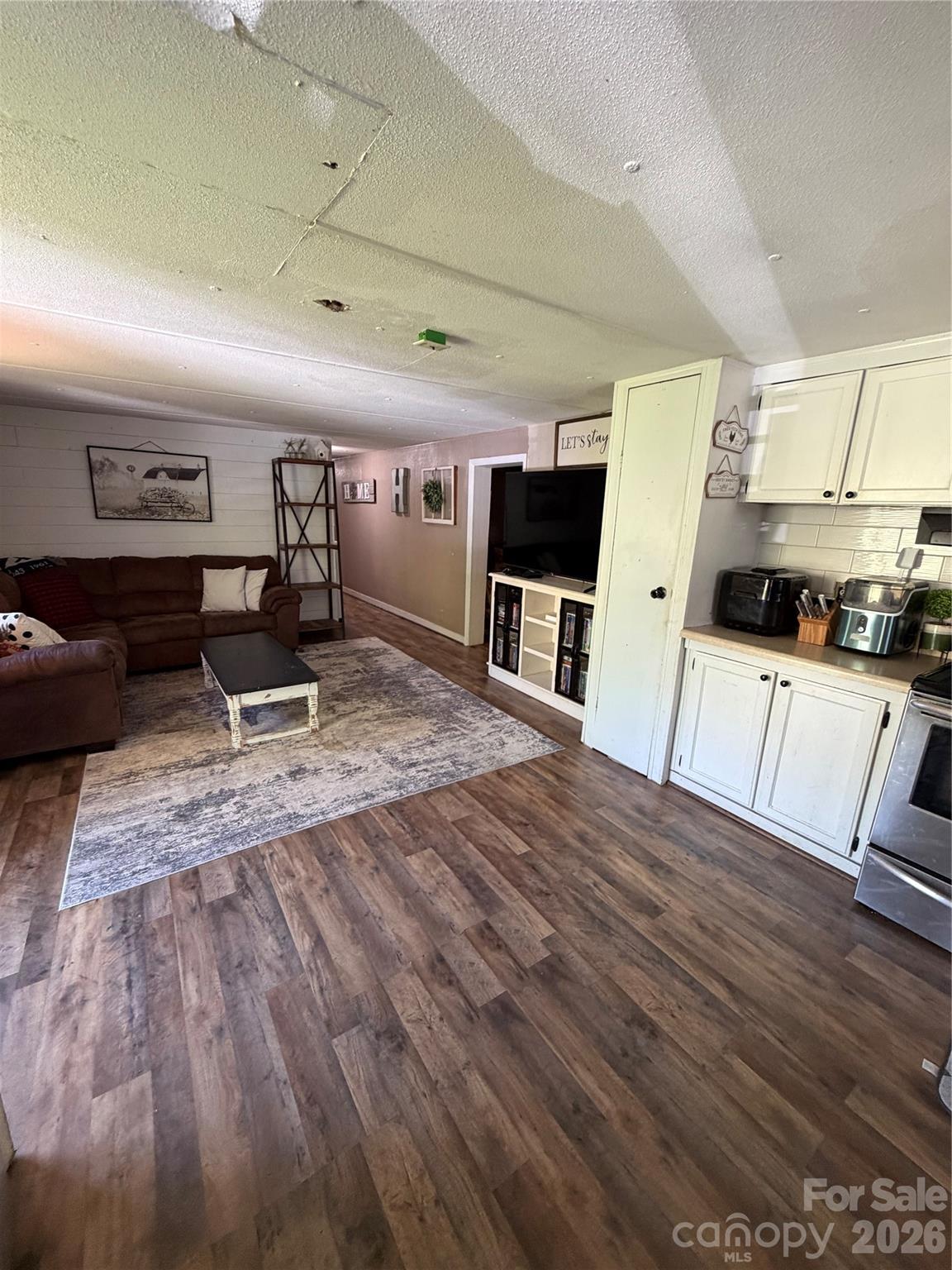 1663 Bailey Branch Road Burnsville NC 28714