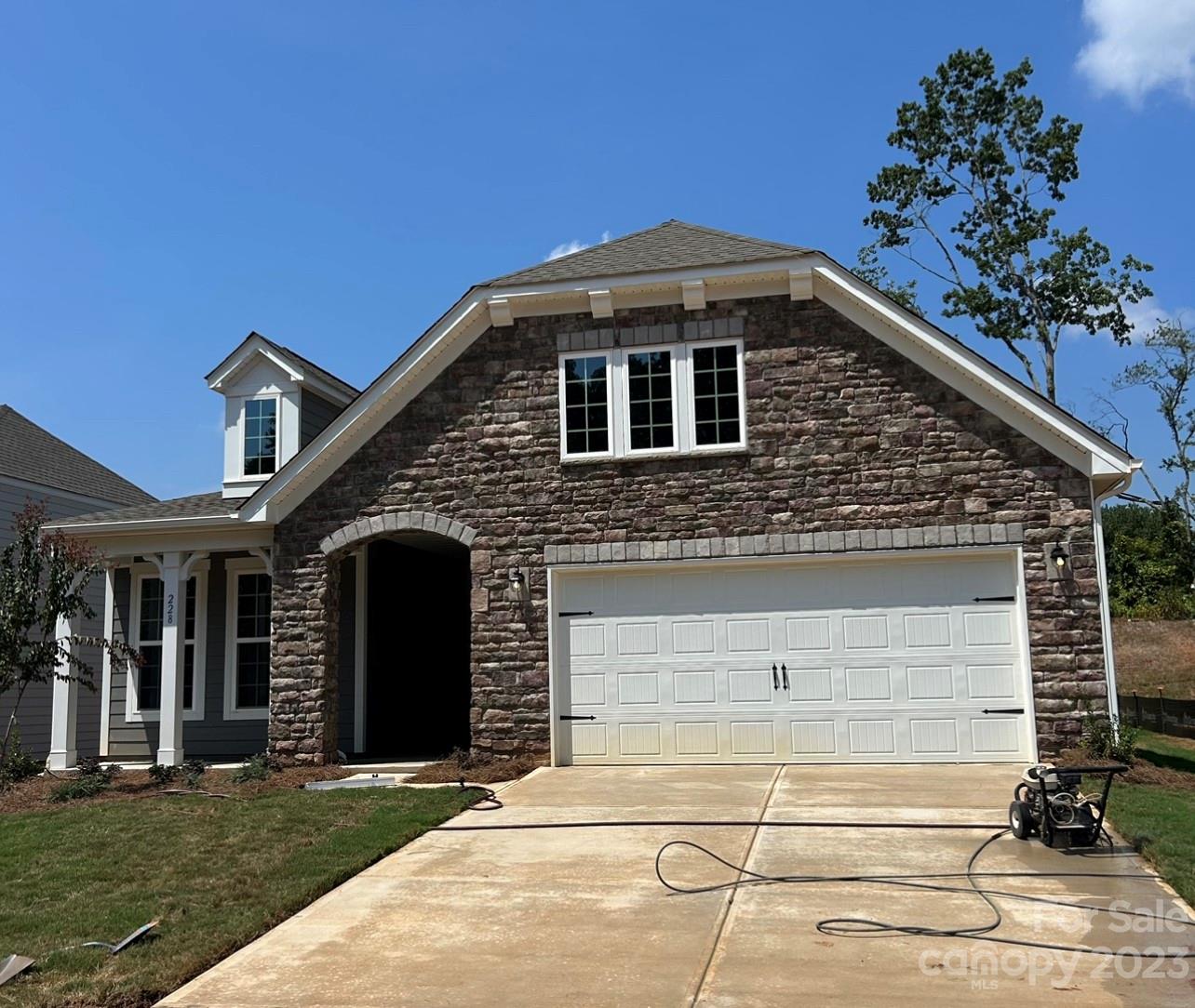 228 White Apple Way Statesville NC 28625