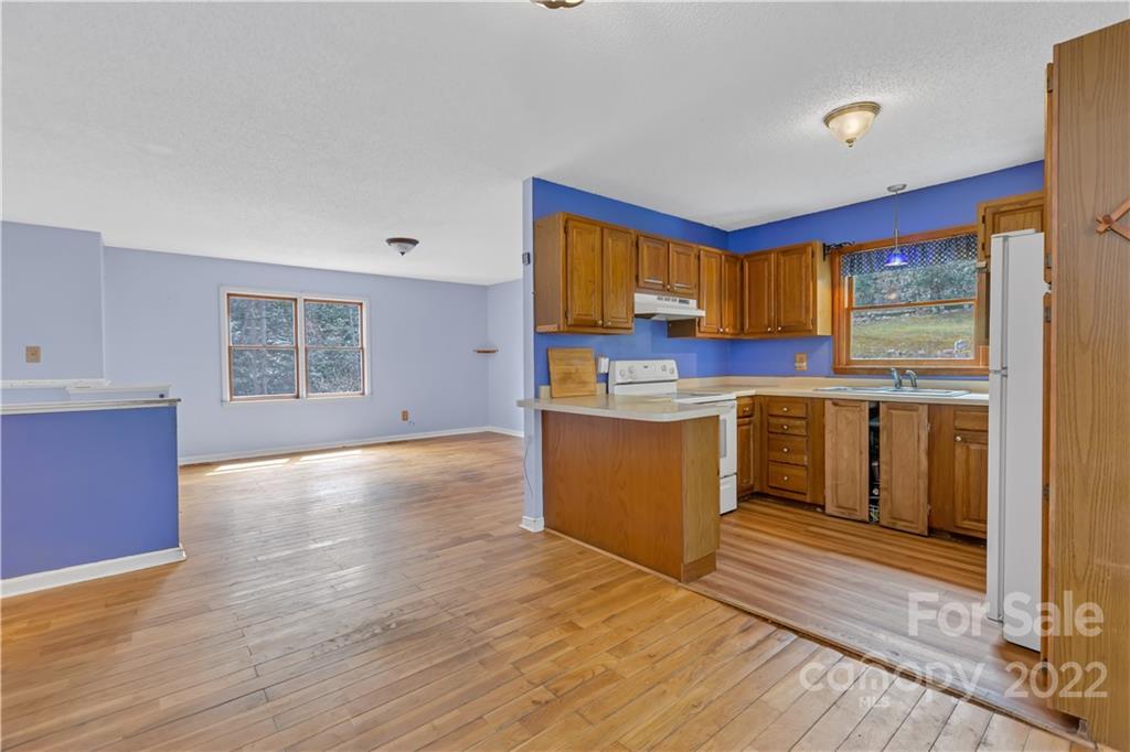 21 Oakmont Drive Fairview NC 28730