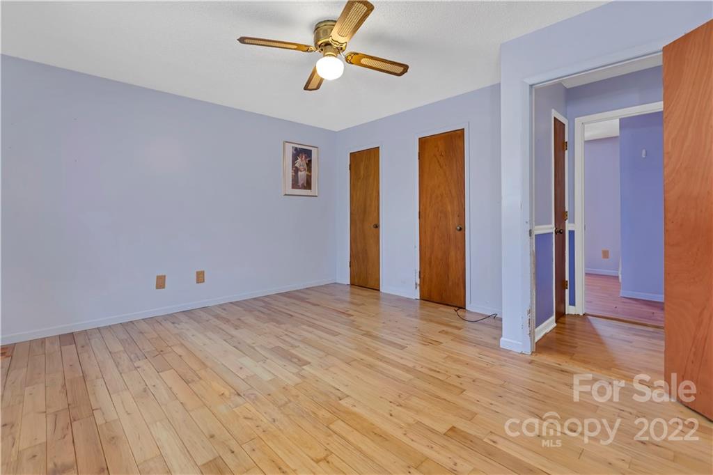 21 Oakmont Drive Fairview NC 28730
