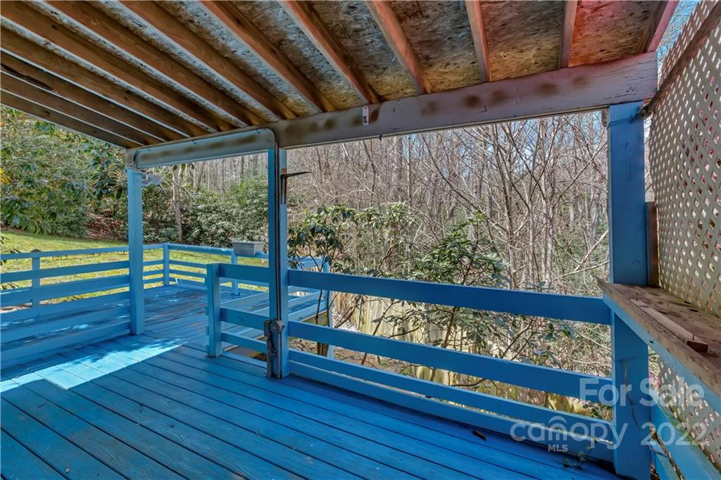 21 Oakmont Drive Fairview NC 28730