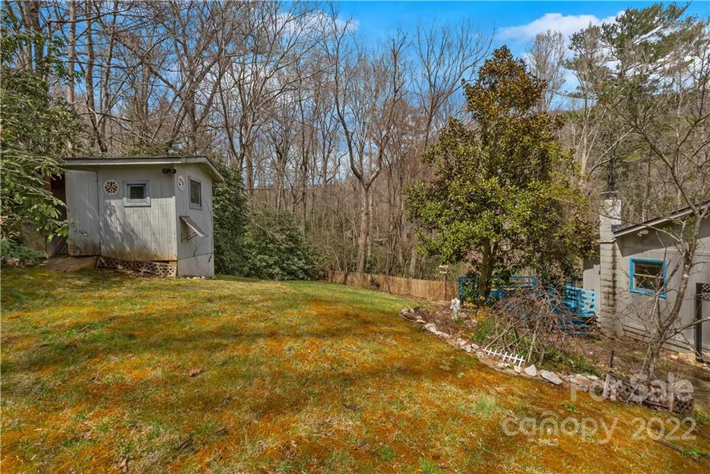 21 Oakmont Drive Fairview NC 28730