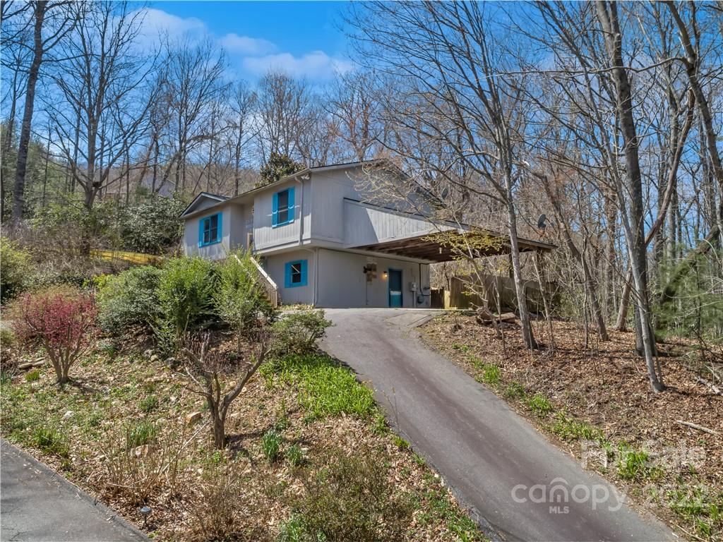 21 Oakmont Drive Fairview NC 28730