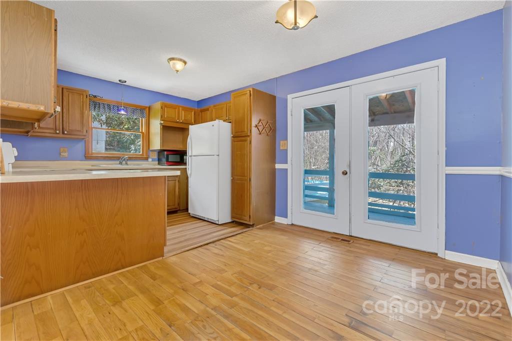 21 Oakmont Drive Fairview NC 28730