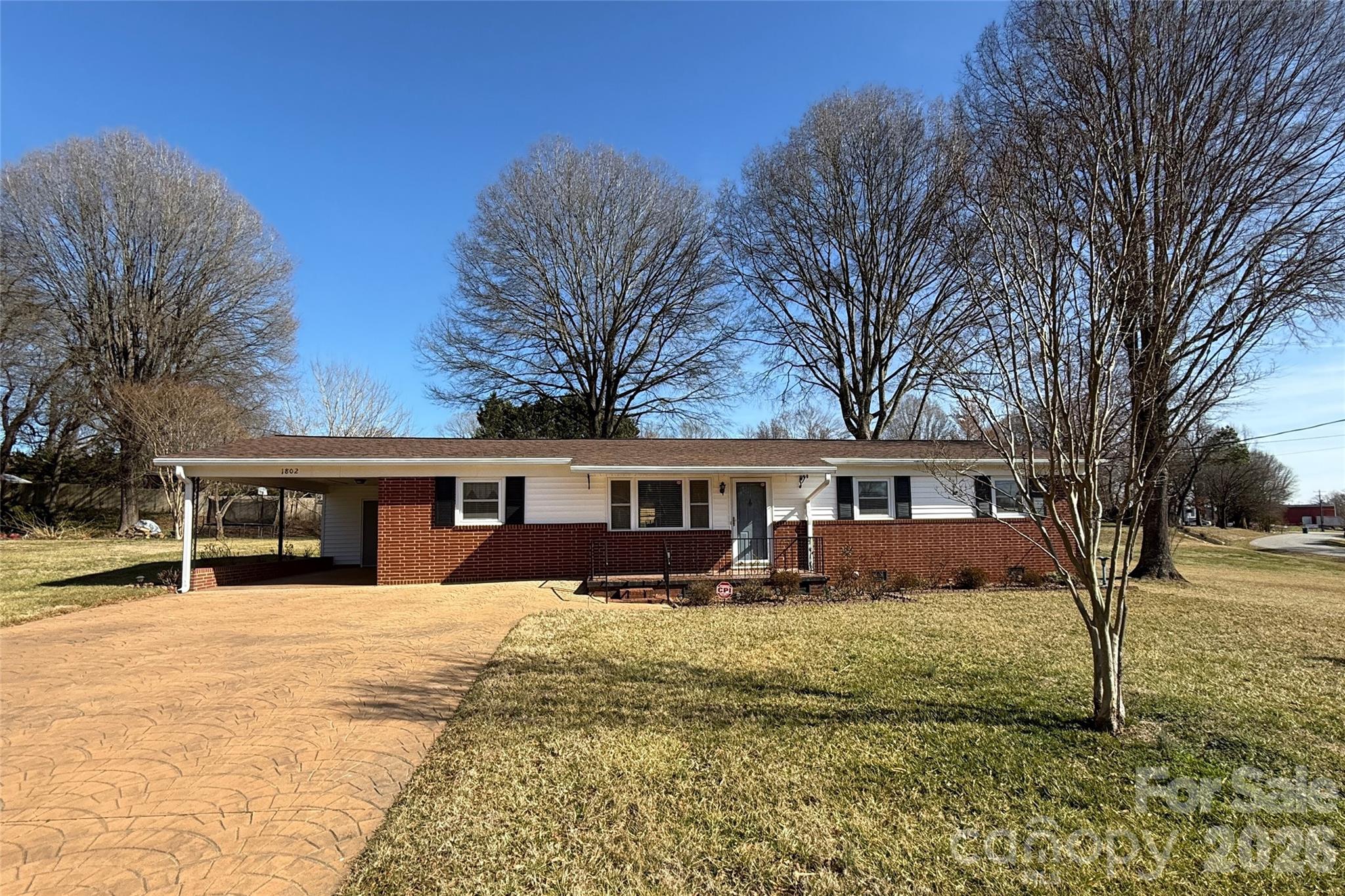 1802 33rd Street NE Hickory NC 28601