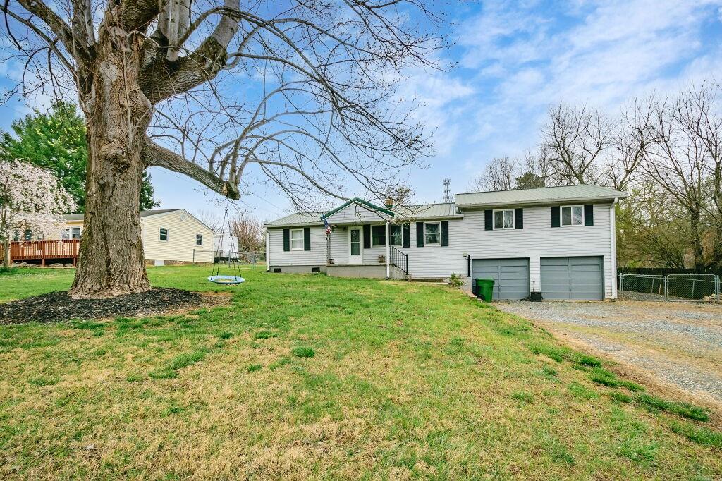 86 Maple Avenue Candler NC 28715