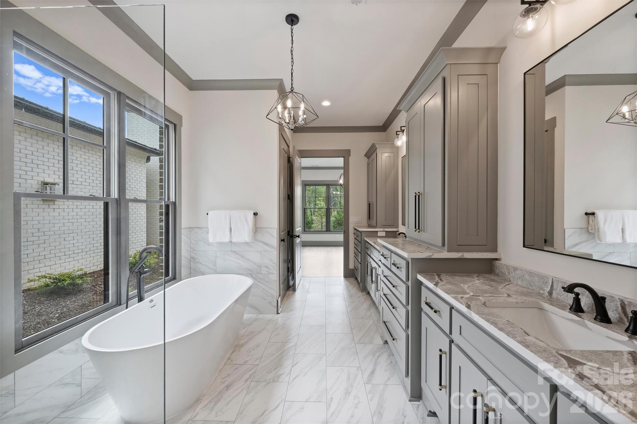 8159 Fairview Road Charlotte NC 28226