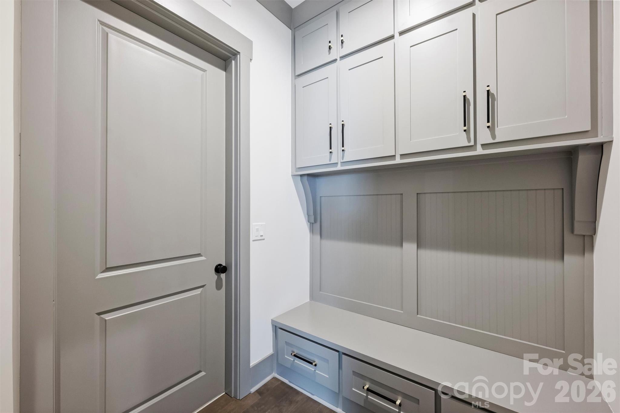 8159 Fairview Road Charlotte NC 28226