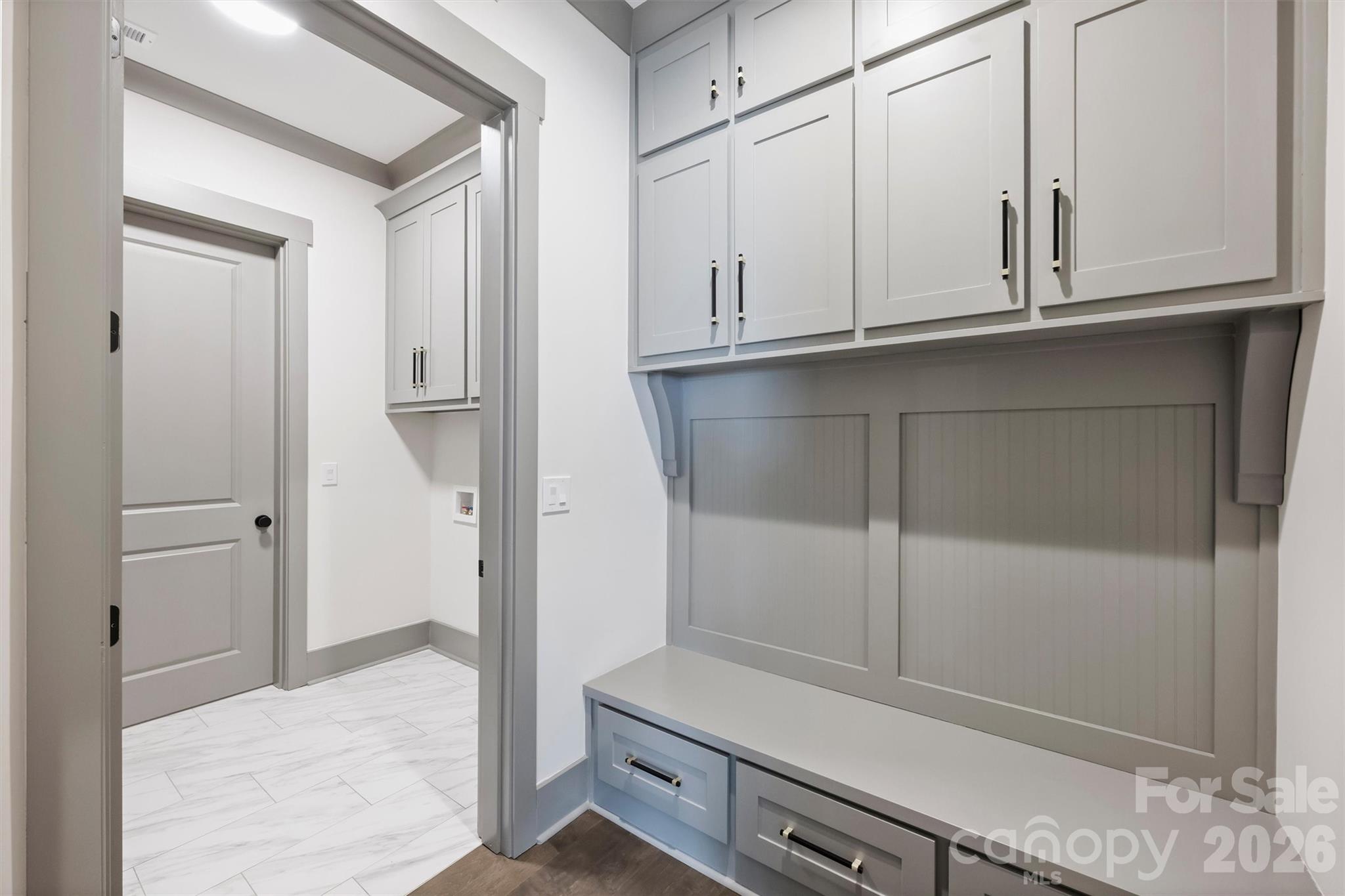 8159 Fairview Road Charlotte NC 28226