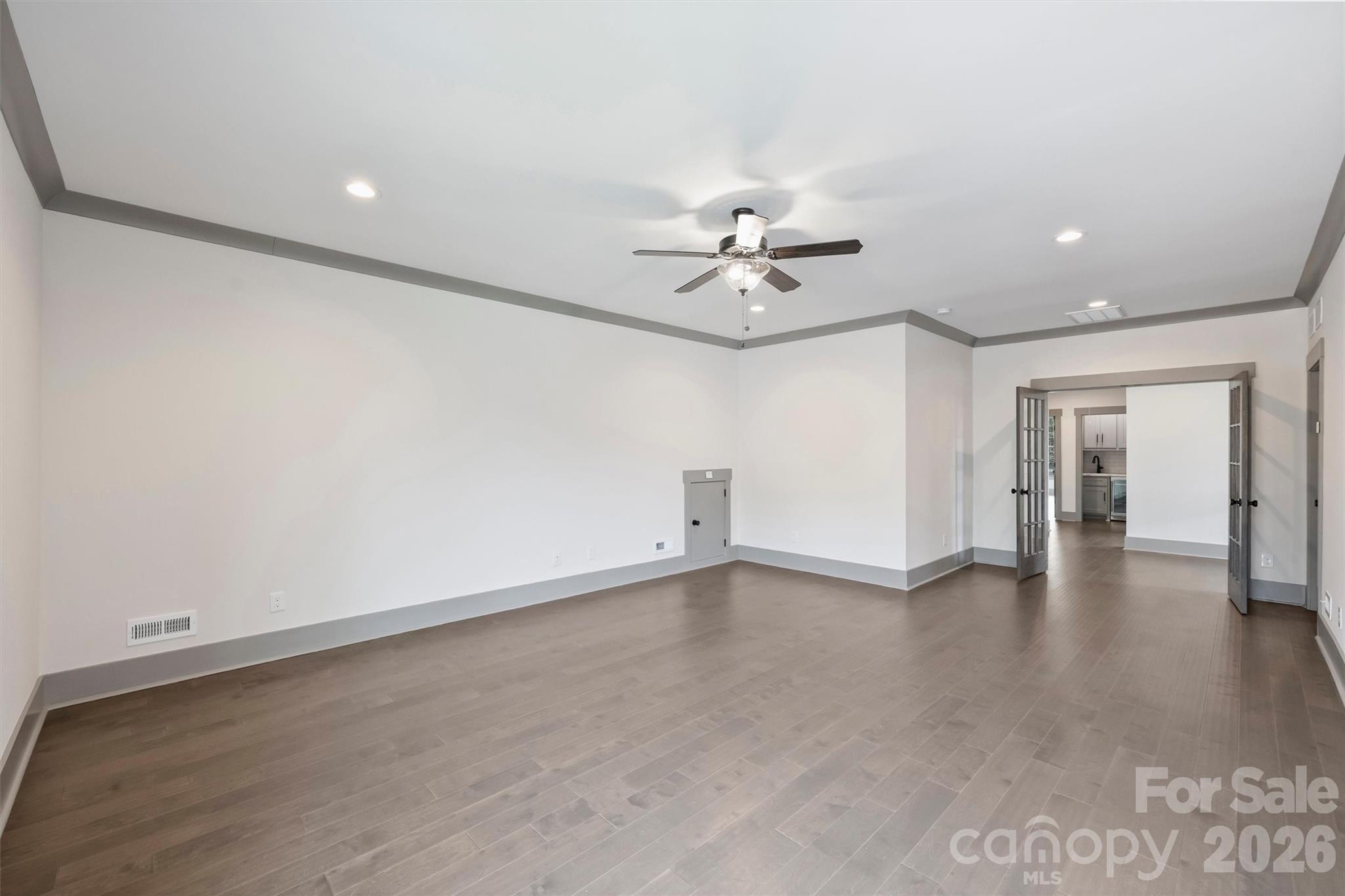 8159 Fairview Road Charlotte NC 28226