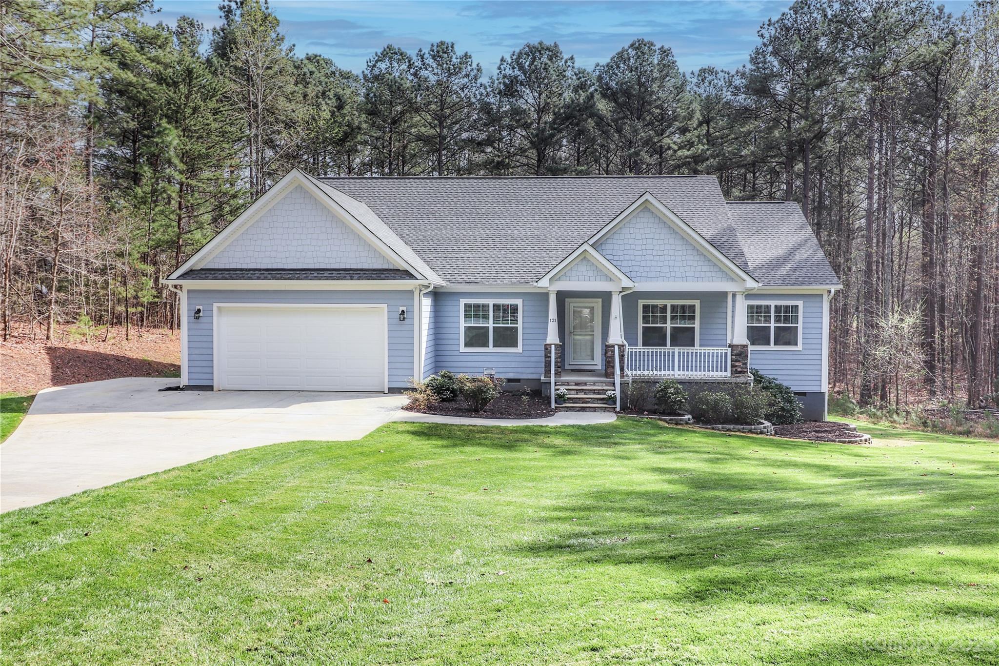 121 Holt Lane Mooresville NC 28117