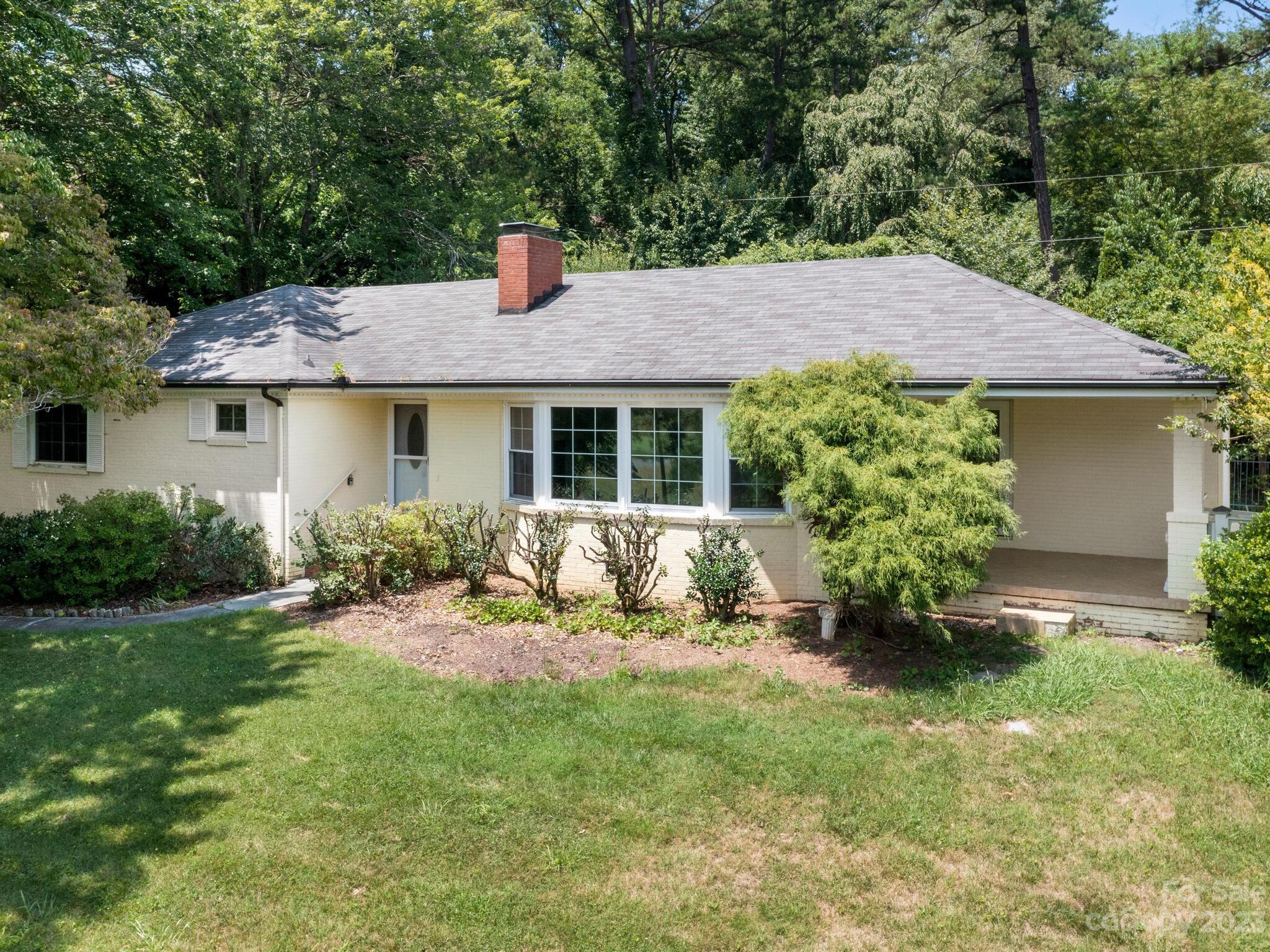98 Fairway Road Asheville NC 28804