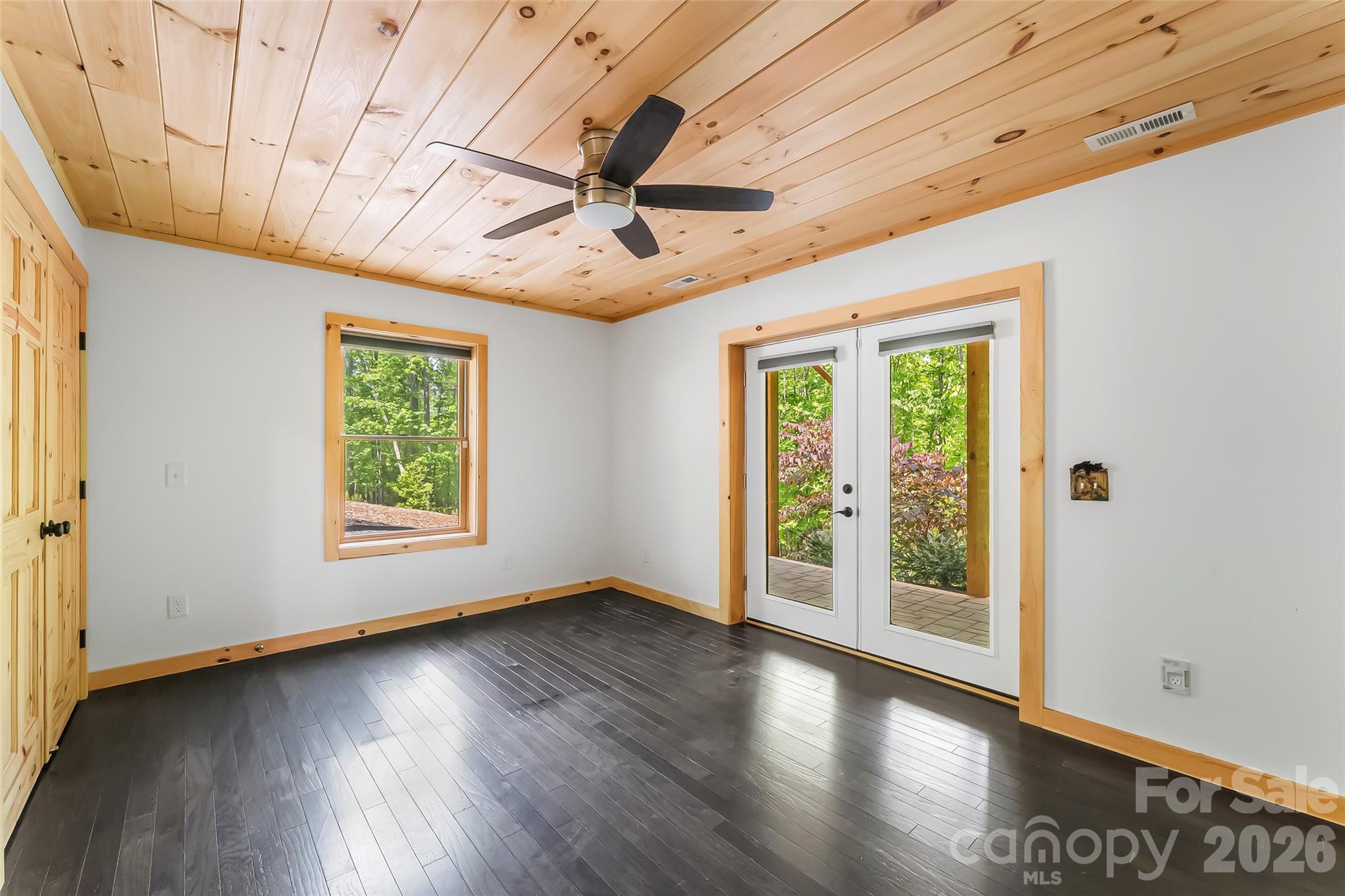 265 Grandview Peaks Drive Nebo NC 28761