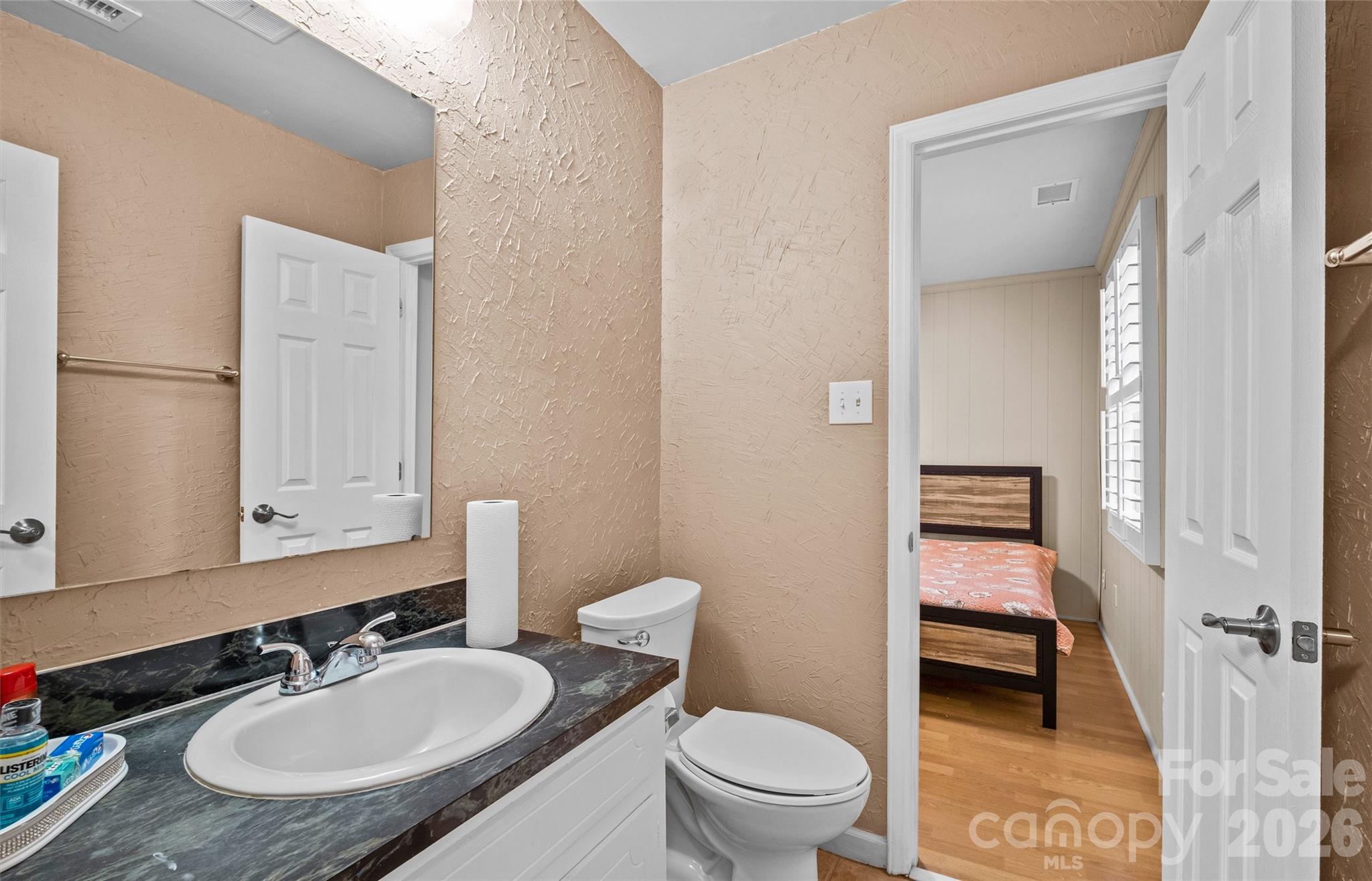 7037 Crossridge Road Charlotte NC 28214