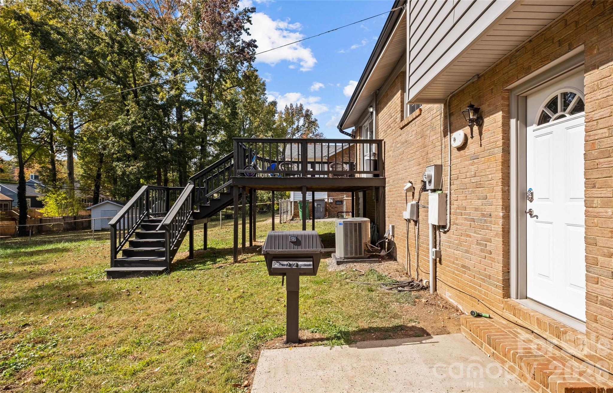 7037 Crossridge Road Charlotte NC 28214