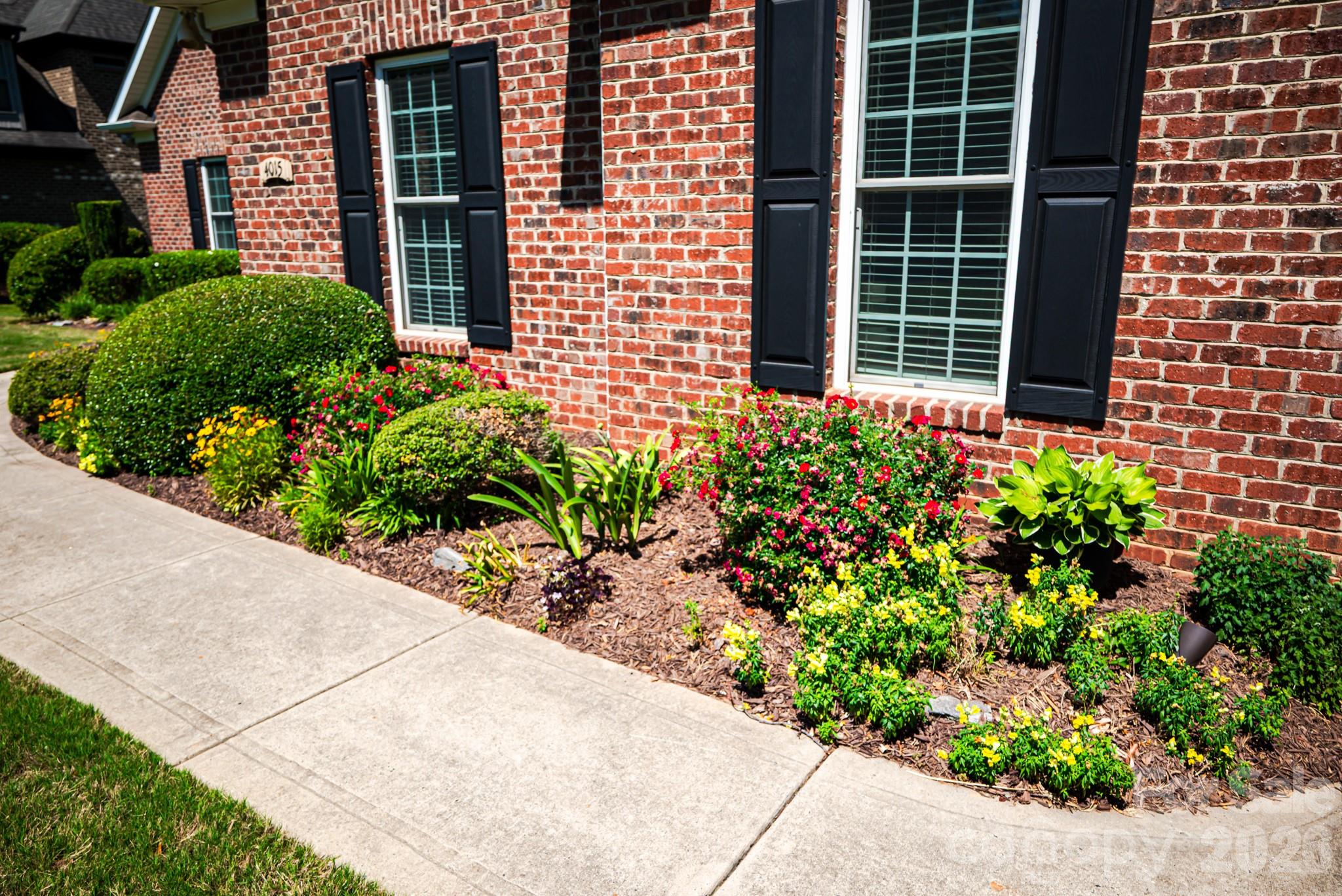 4015 Foxes Trail Cramerton NC 28032