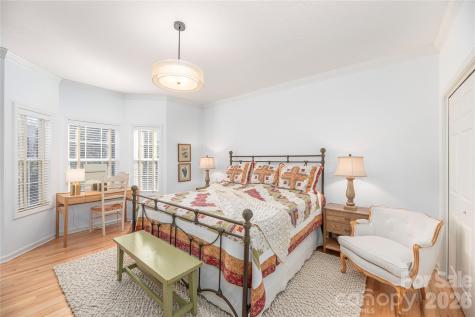 59 Old Pasture Way Hendersonville NC 28739
