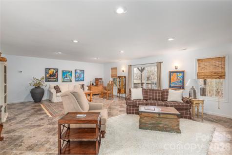 59 Old Pasture Way Hendersonville NC 28739