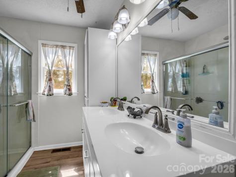 47 Granny Apple Road Hendersonville NC 28792