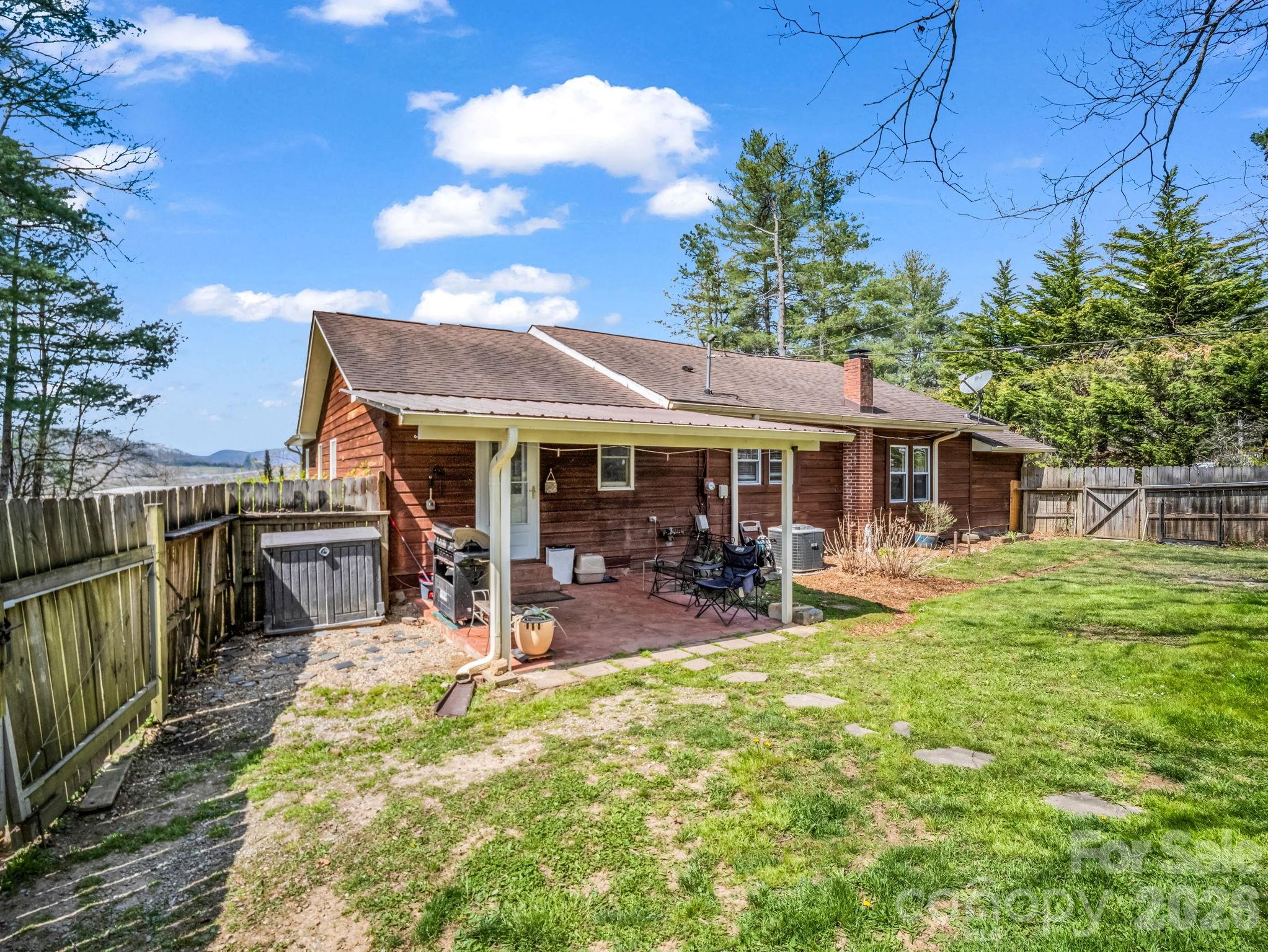 47 Granny Apple Road Hendersonville NC 28792