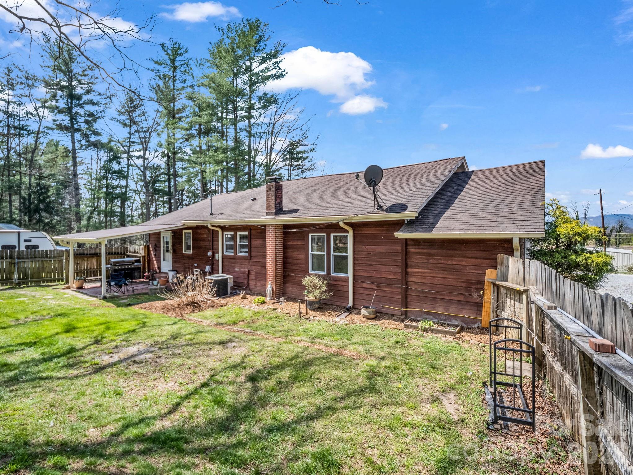 47 Granny Apple Road Hendersonville NC 28792