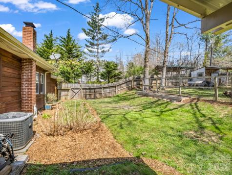47 Granny Apple Road Hendersonville NC 28792