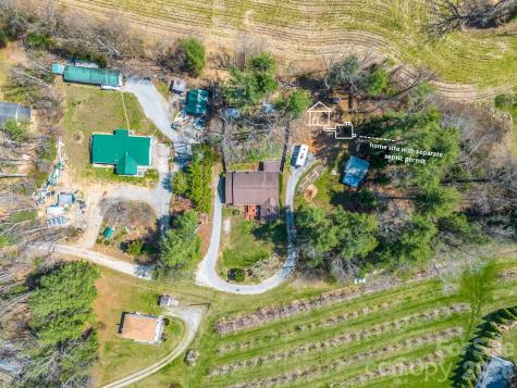 47 Granny Apple Road Hendersonville NC 28792