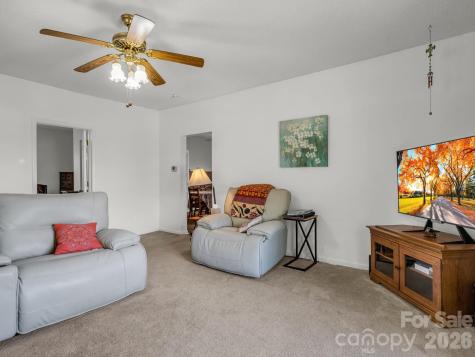 47 Granny Apple Road Hendersonville NC 28792
