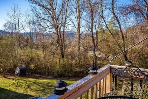 43 Redden Road Hendersonville NC 28739